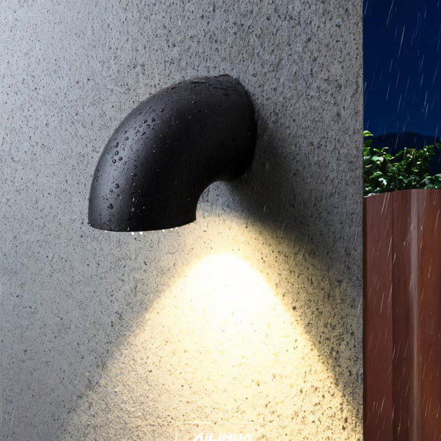 Hortus Outdoor Wall Lamp