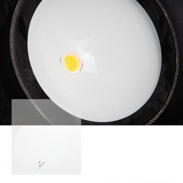 Hortus Outdoor Wall Lamp