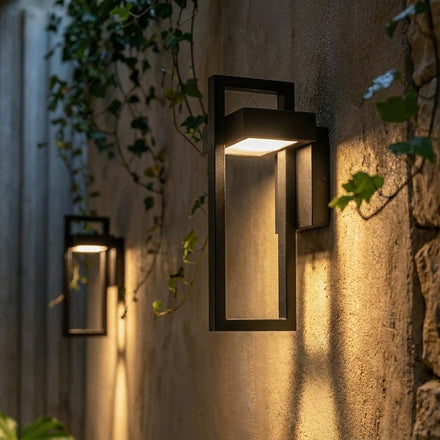 Outdoor Wall Lights