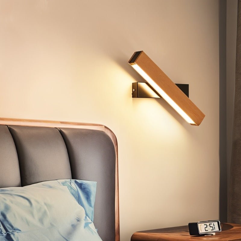 Ica Wall Lamp