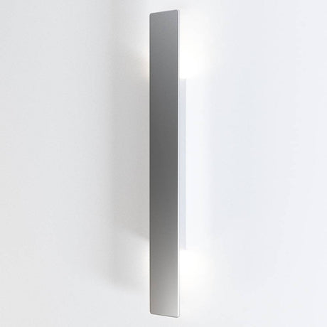 Indira Outdoor Wall Lamp