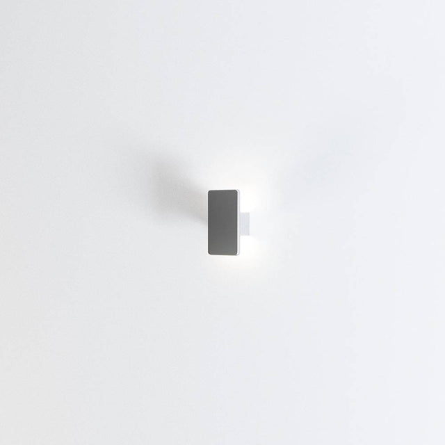 Indira Outdoor Wall Lamp