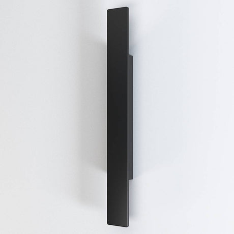 Indira Outdoor Wall Lamp