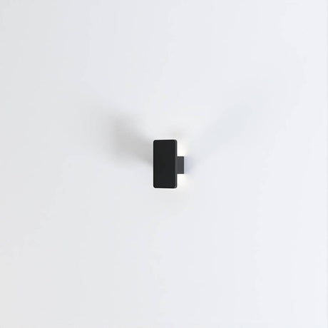 Indira Outdoor Wall Lamp