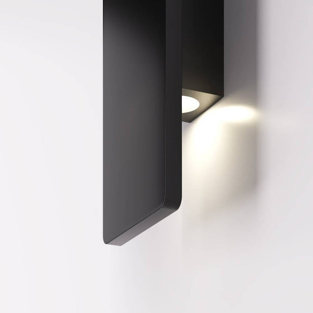 Indira Outdoor Wall Lamp