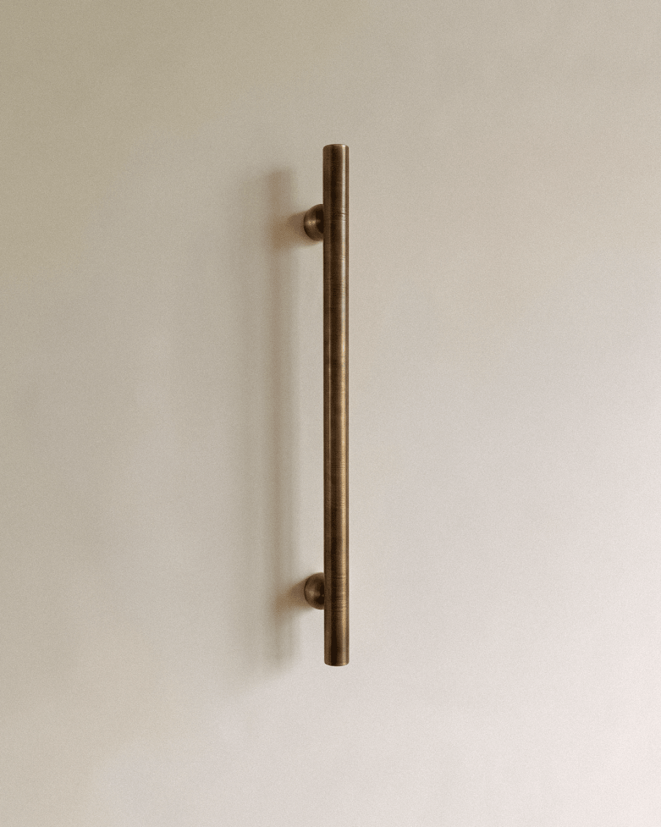 Liam Knob And Pull Bar - Residence Supply