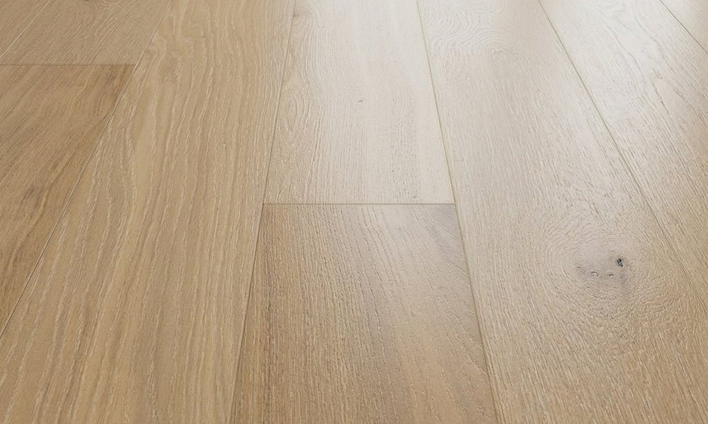 Subtle Grain, Understated Elegance