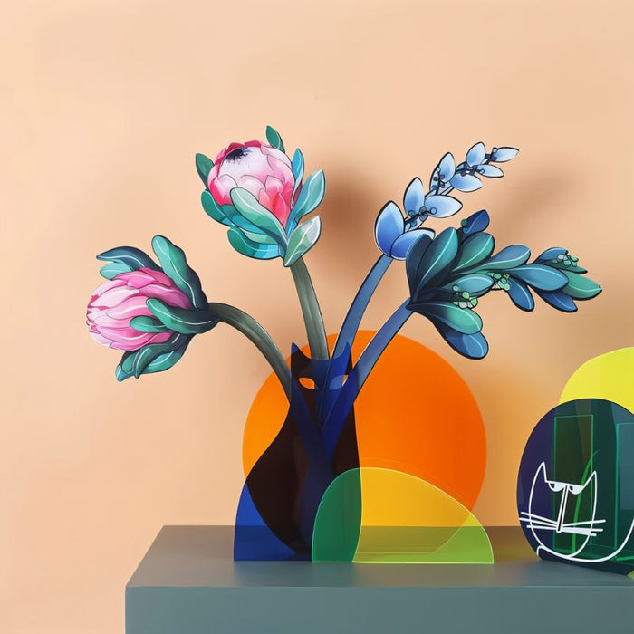 Elegant Lucy Flower Vase