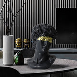 Figura de David enmascarado