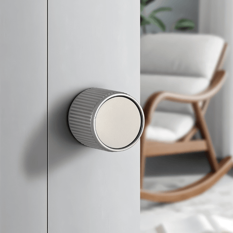 Mylo Handle and Lock - Residence Supply