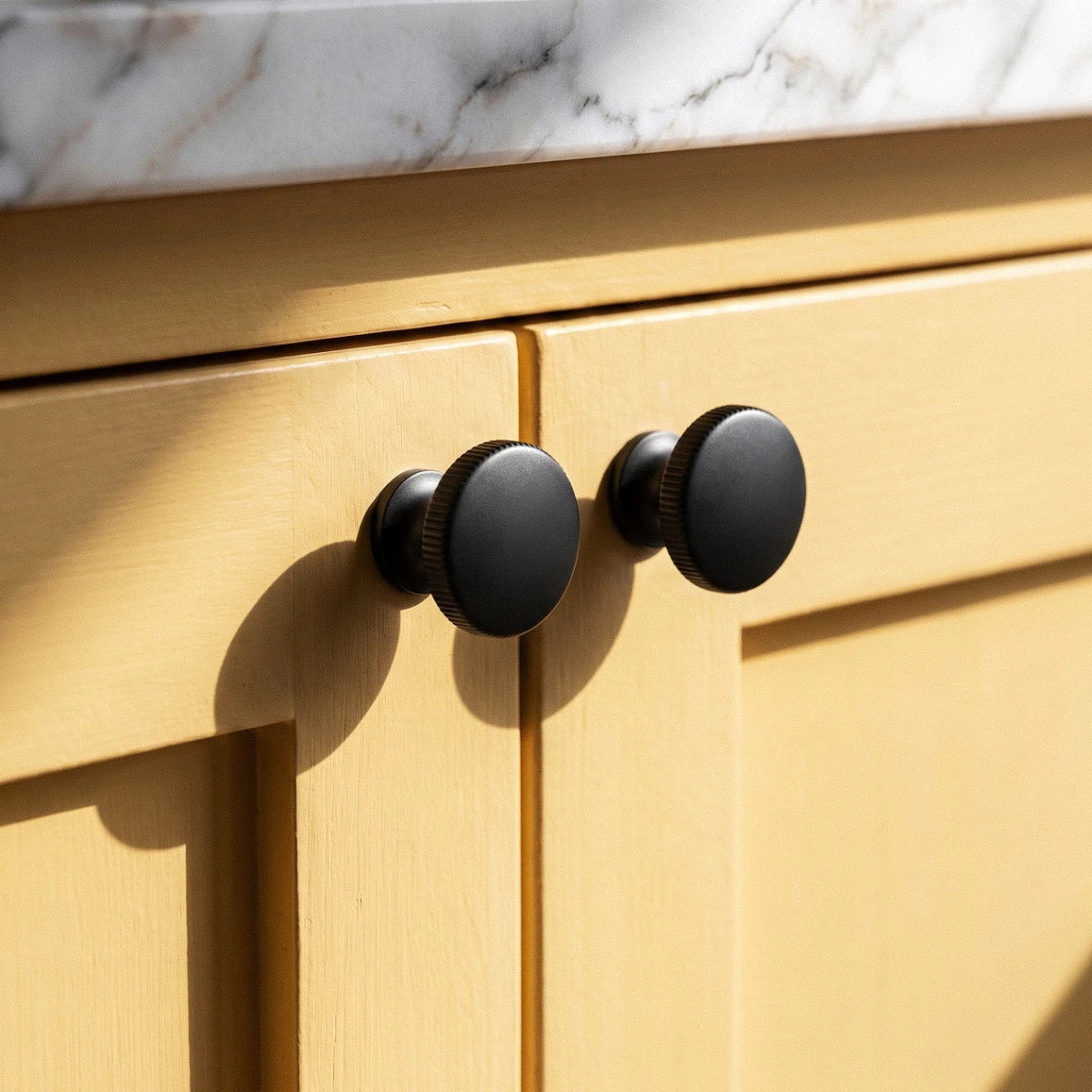 Nilt Knob & Pull Bar - Residence Supply