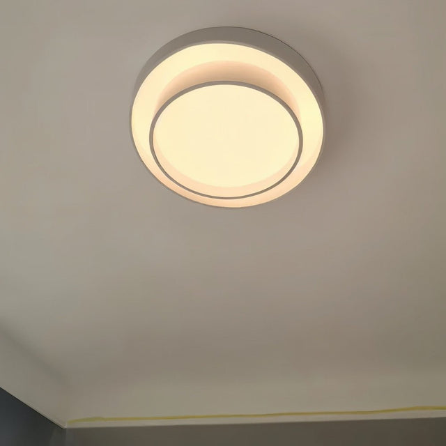 Novis Ceiling Light