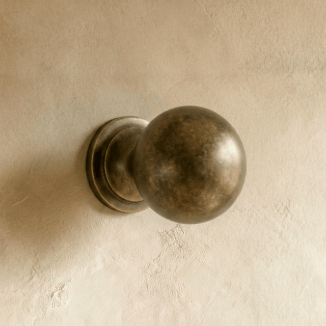 Omino Knob & Pull Bar - Residence Supply