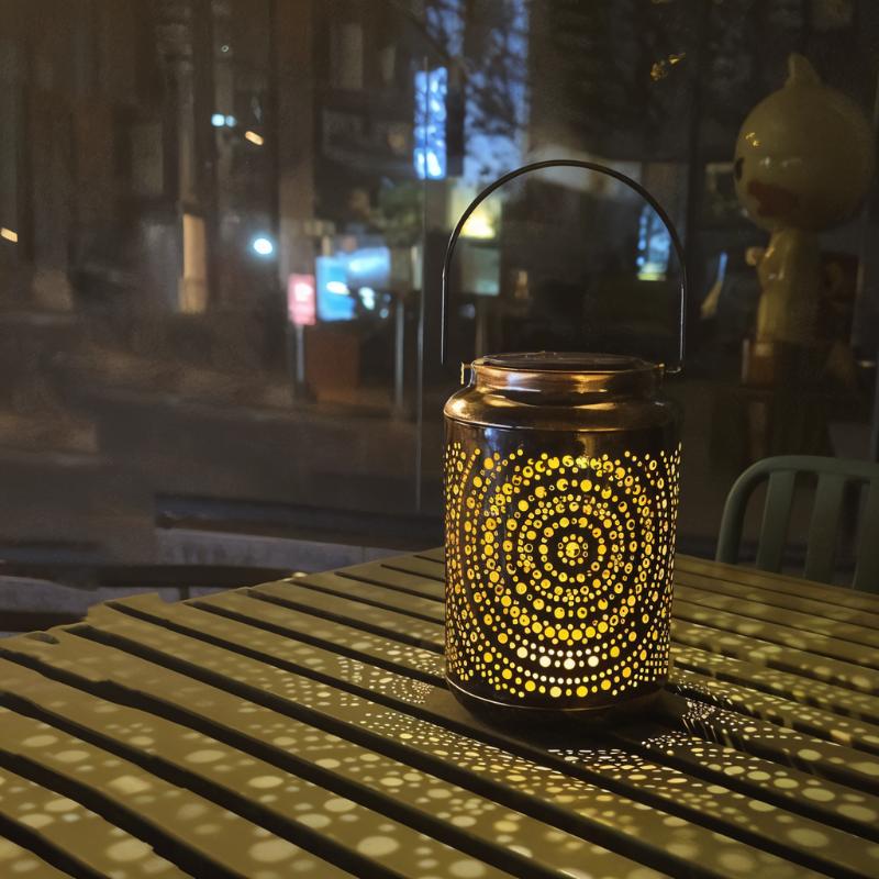 Onir Outdoor Garden Lamp