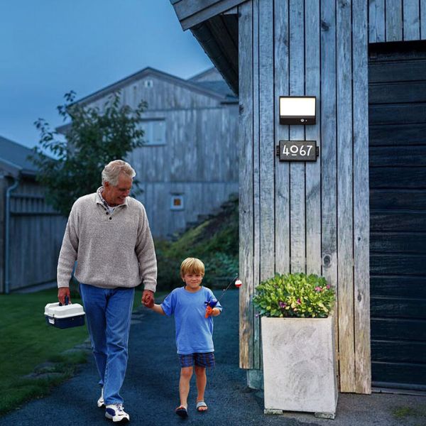 Phaeton Outdoor Wall Lamp - Modern Lighting for Outdoor