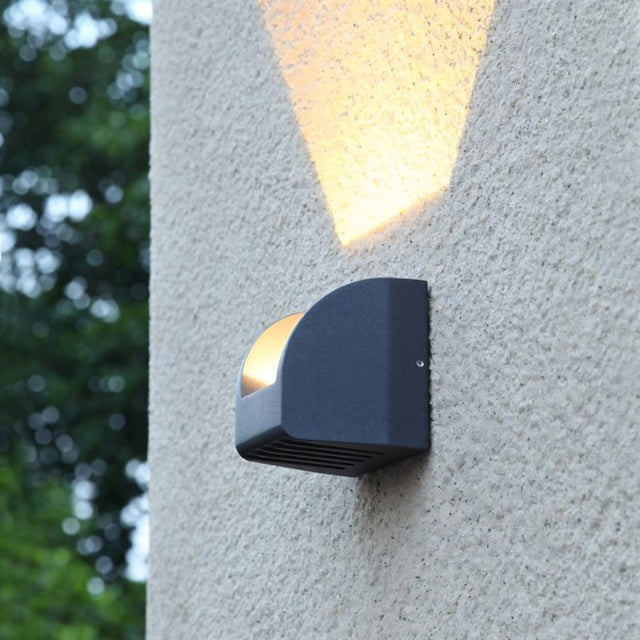 Proculus Outdoor Wall Lamp