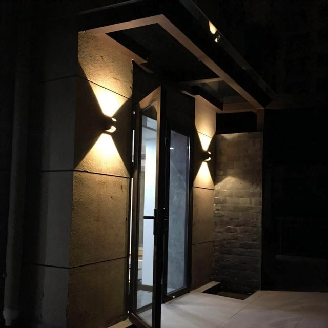 Proculus Outdoor Wall Lamp