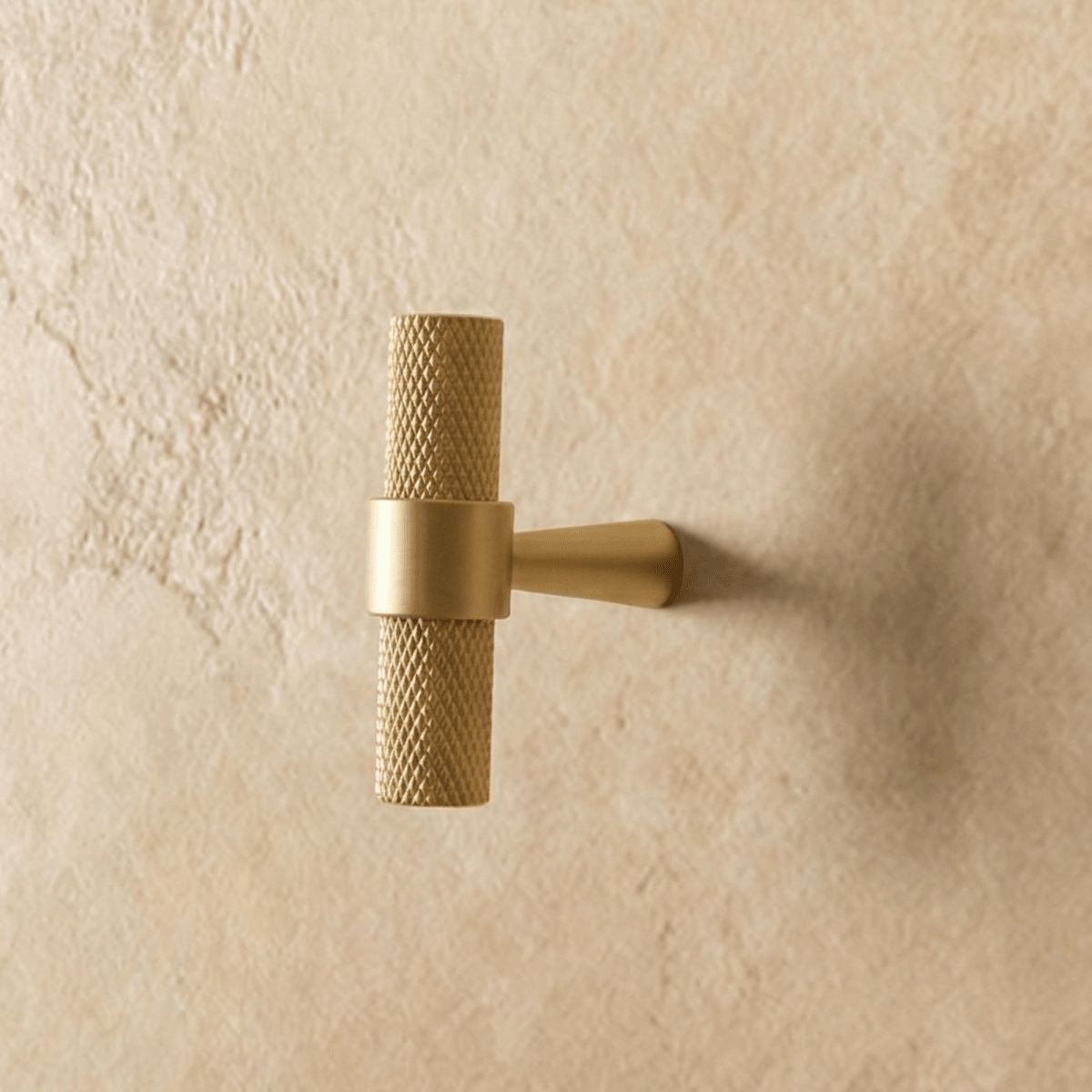Qaris Pull Bar - Residence Supply