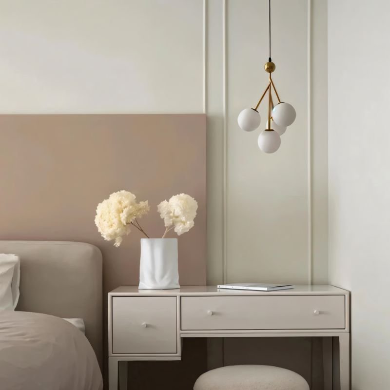 Sawis Pendant Light