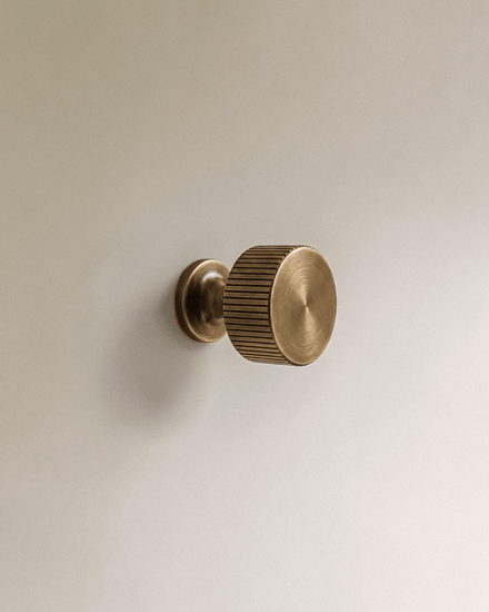 Round Cabinet Knobs