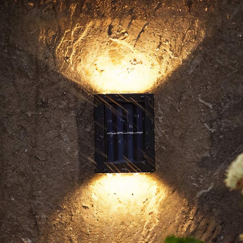 Seraphina Outdoor Wall Lamp