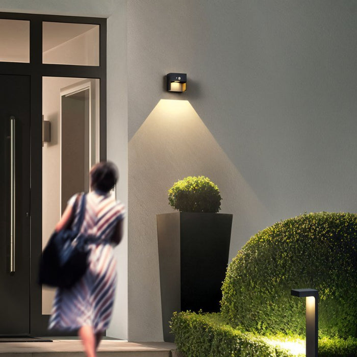 Serenara Outdoor Wall Lamp - Residence Supply