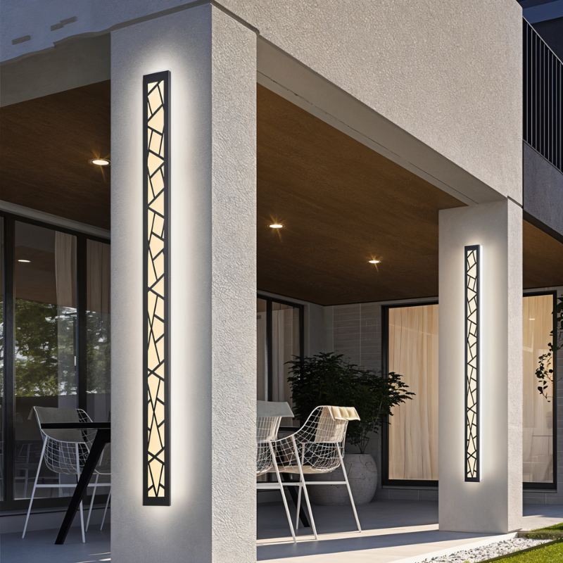 Shamil Wall Lamp
