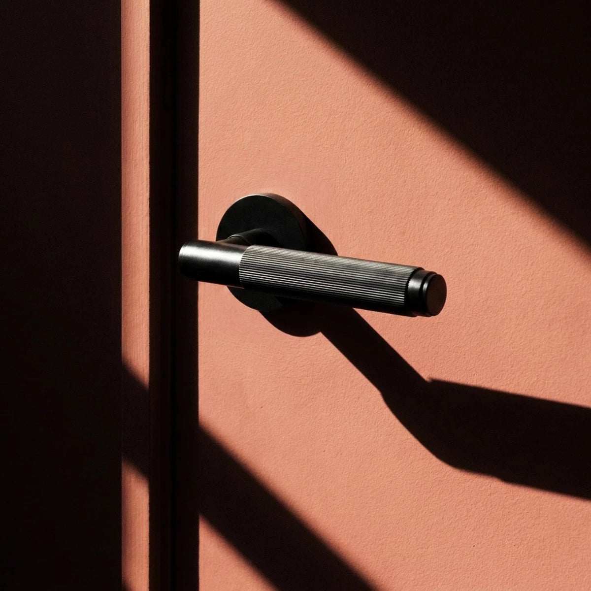 Stron Handle and Lock - Residence Supply