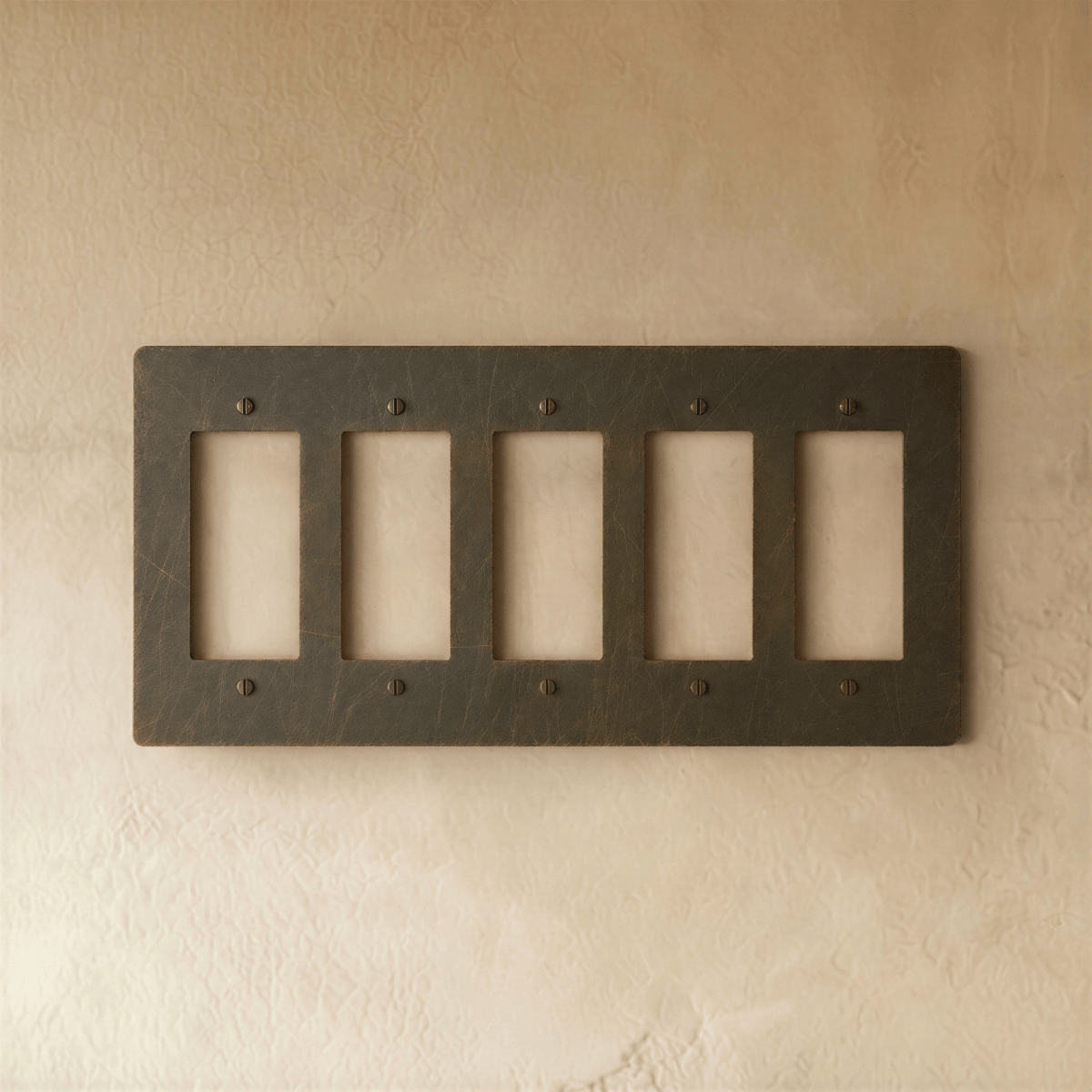 The Brass Plate (Bronze with Patina) - Residence Supply
