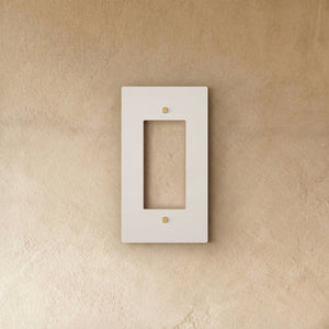 The Brass Plate (White with Brass)