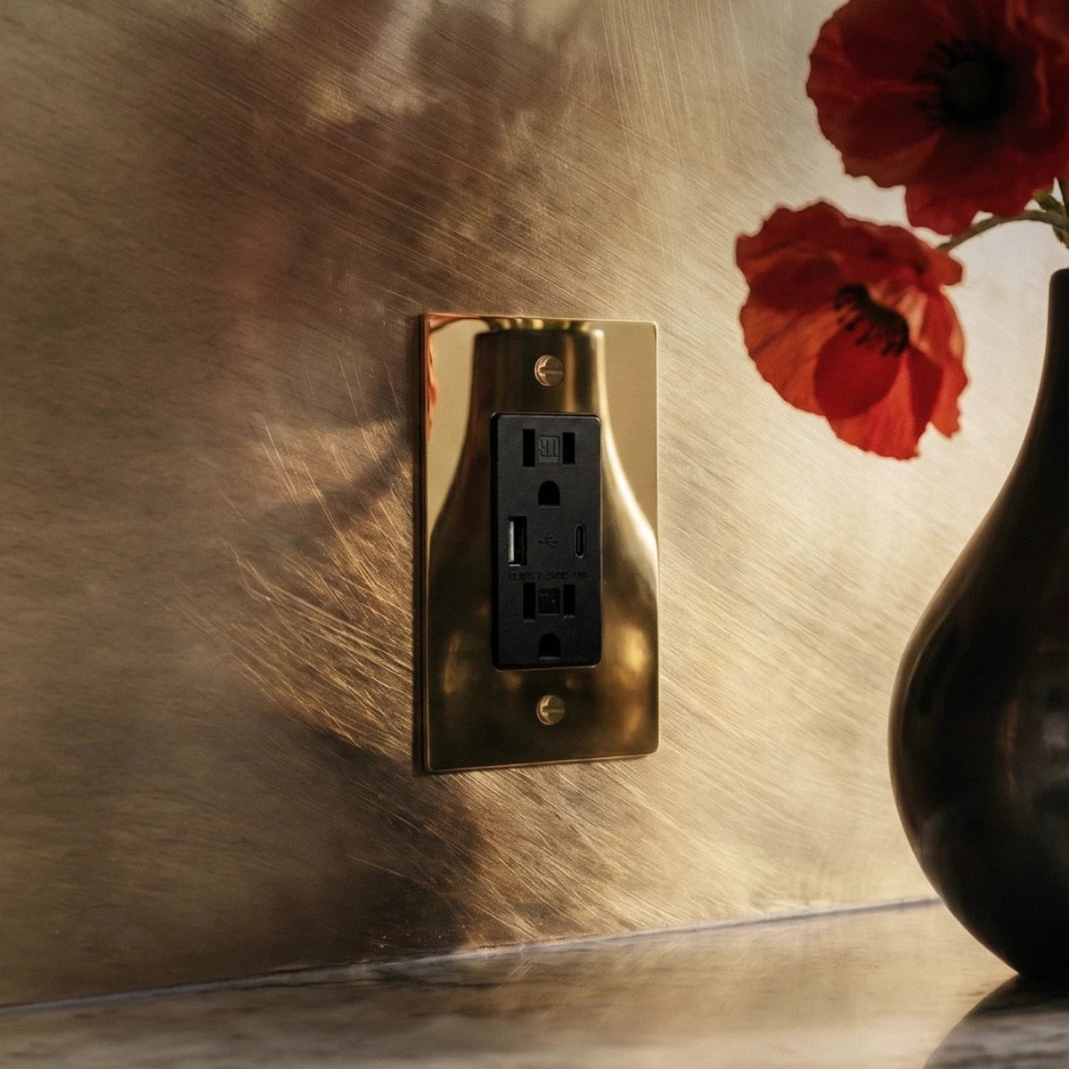 The Polished Brass Plate - Residence Supply