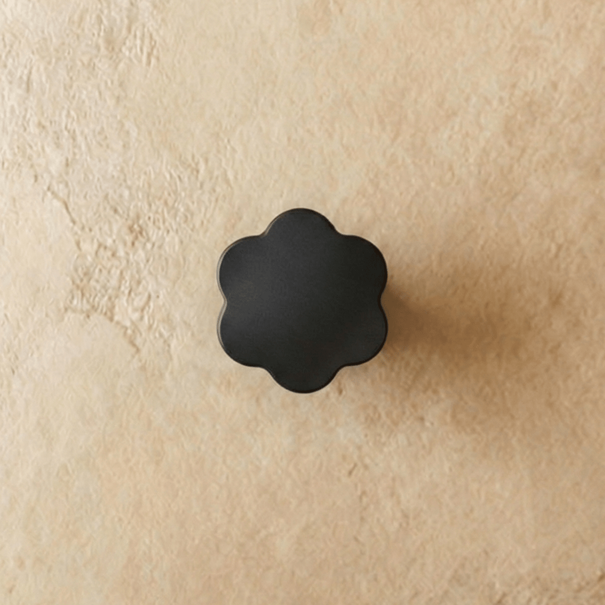 Tuilt Brass Knob – Vintage Floral Design for Cabinets – Residence Supply