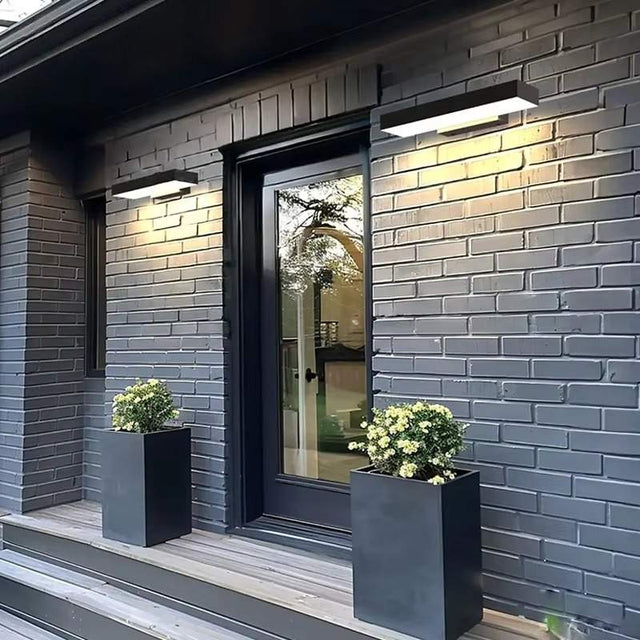 Vynova Outdoor Wall Lamp - Residence Supply