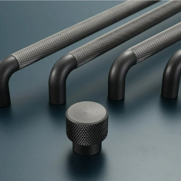 Let the Alyma Knob & Pull Bar be the finishing touch that ties together your interior design.
