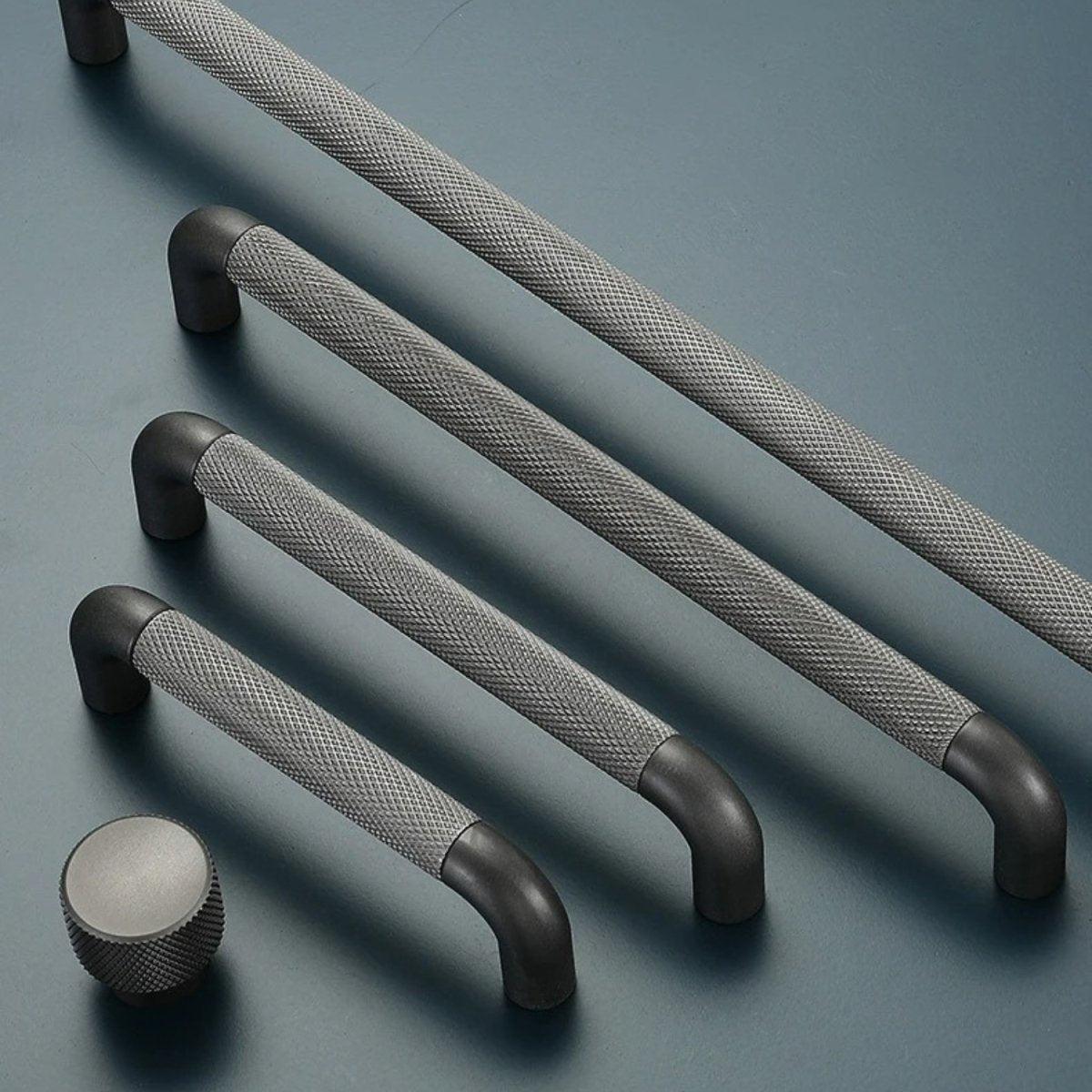Alyma Knob & Pull Bar