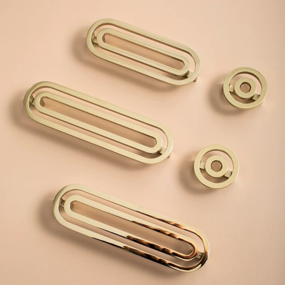 Amysa Knob & Pull Bar