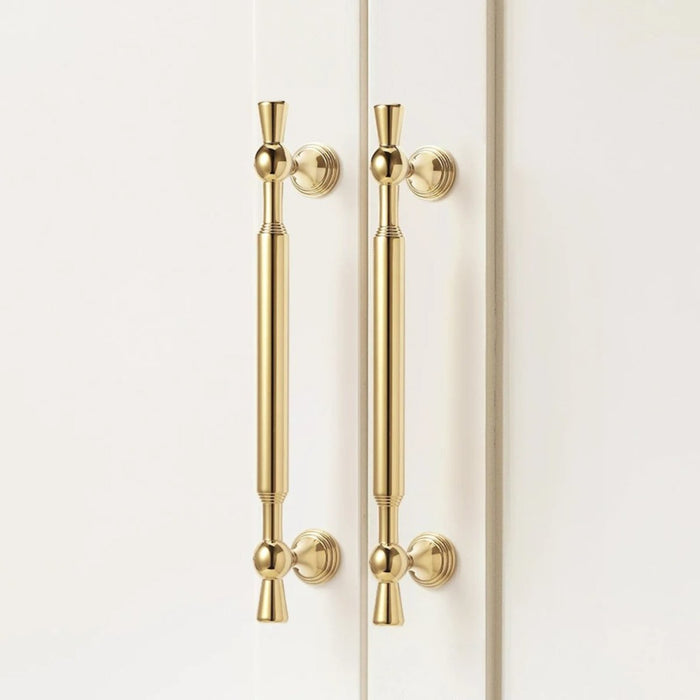 Upgrade your home hardware with the Arciv Knob & Pull Bar, featuring a versatile design that effortlessly blends with a variety of interior styles.