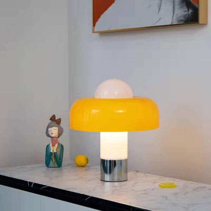 Stylish Brillum Table Lamp