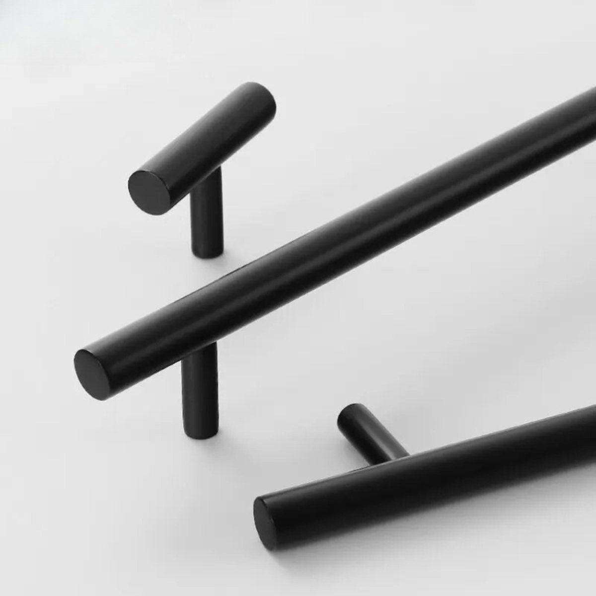 Opac Knob & Pull Bar