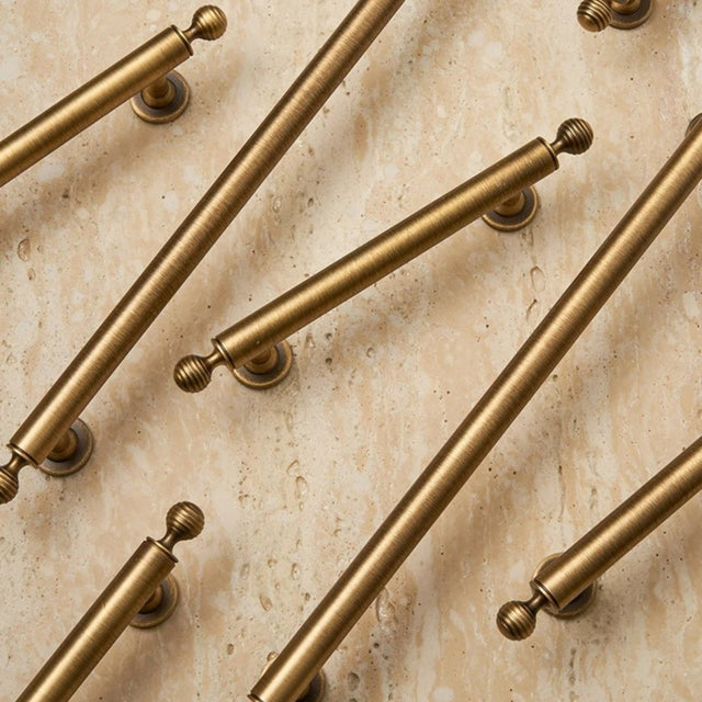 Orgil Knob & Pull Bar