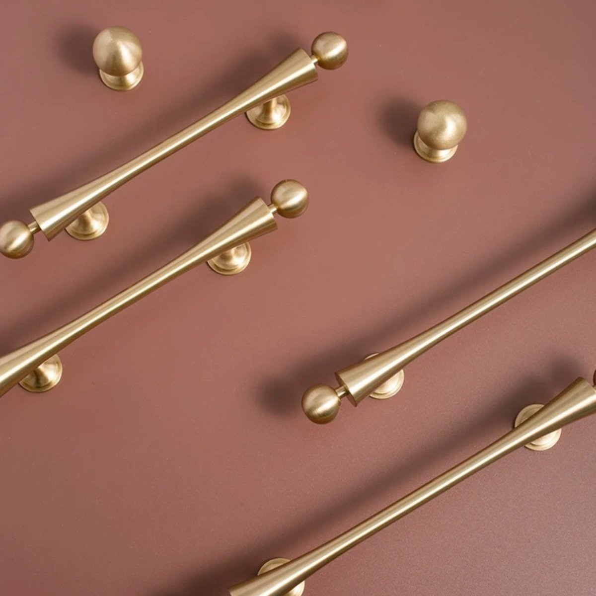 Palah Knob & Pull Bar
