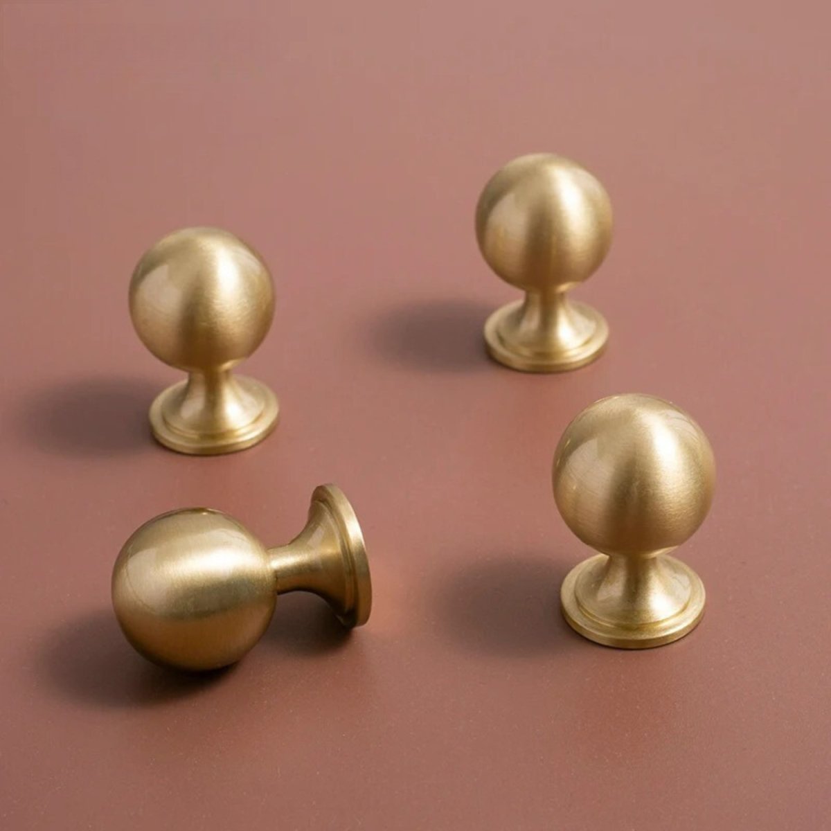 Palah Knob & Pull Bar