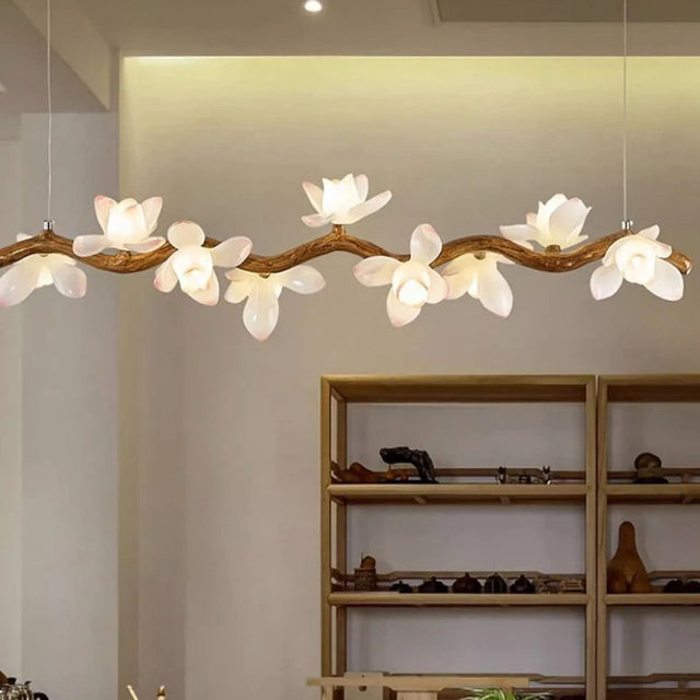 Phaestra Linear Light