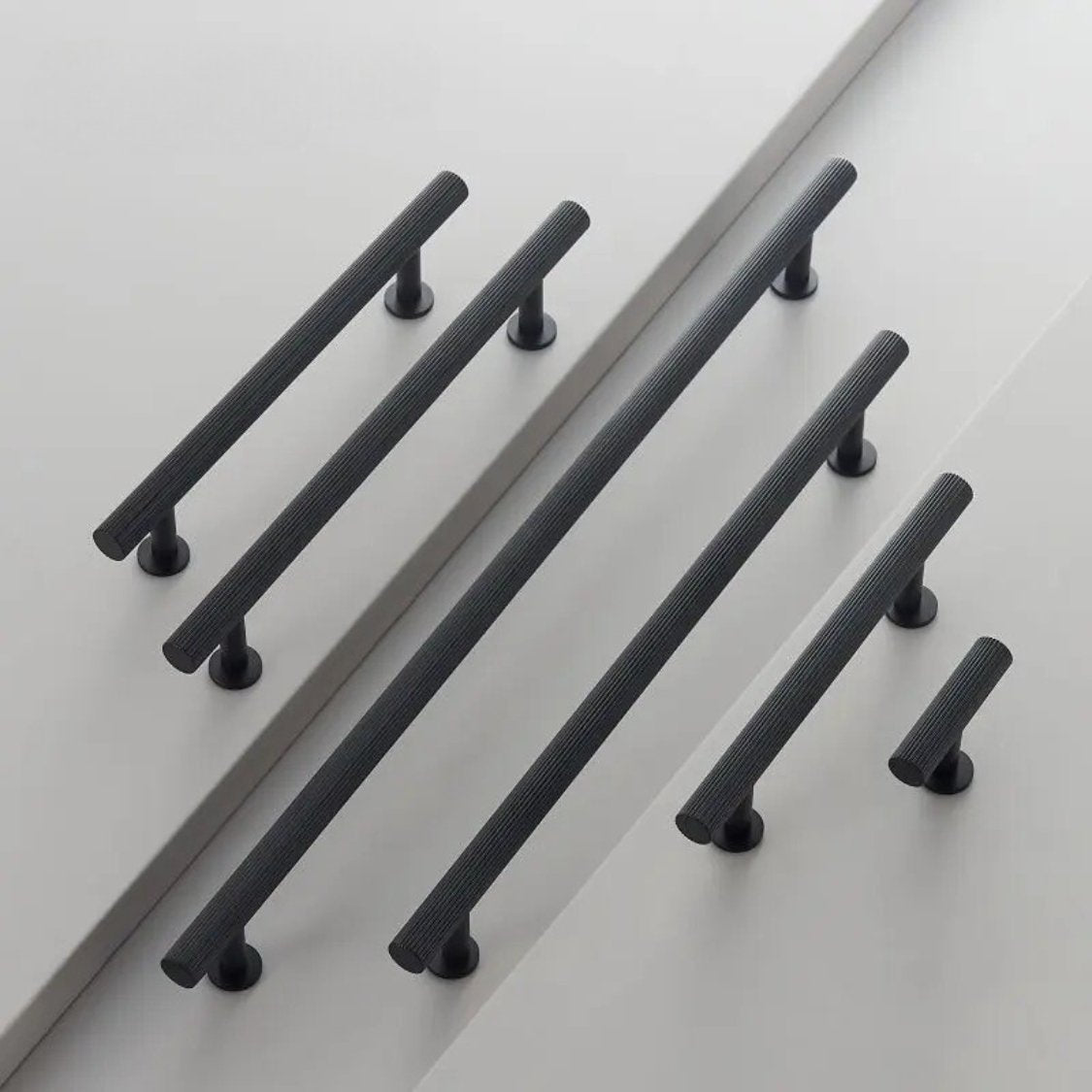 Raizo Knob & Pull Bar