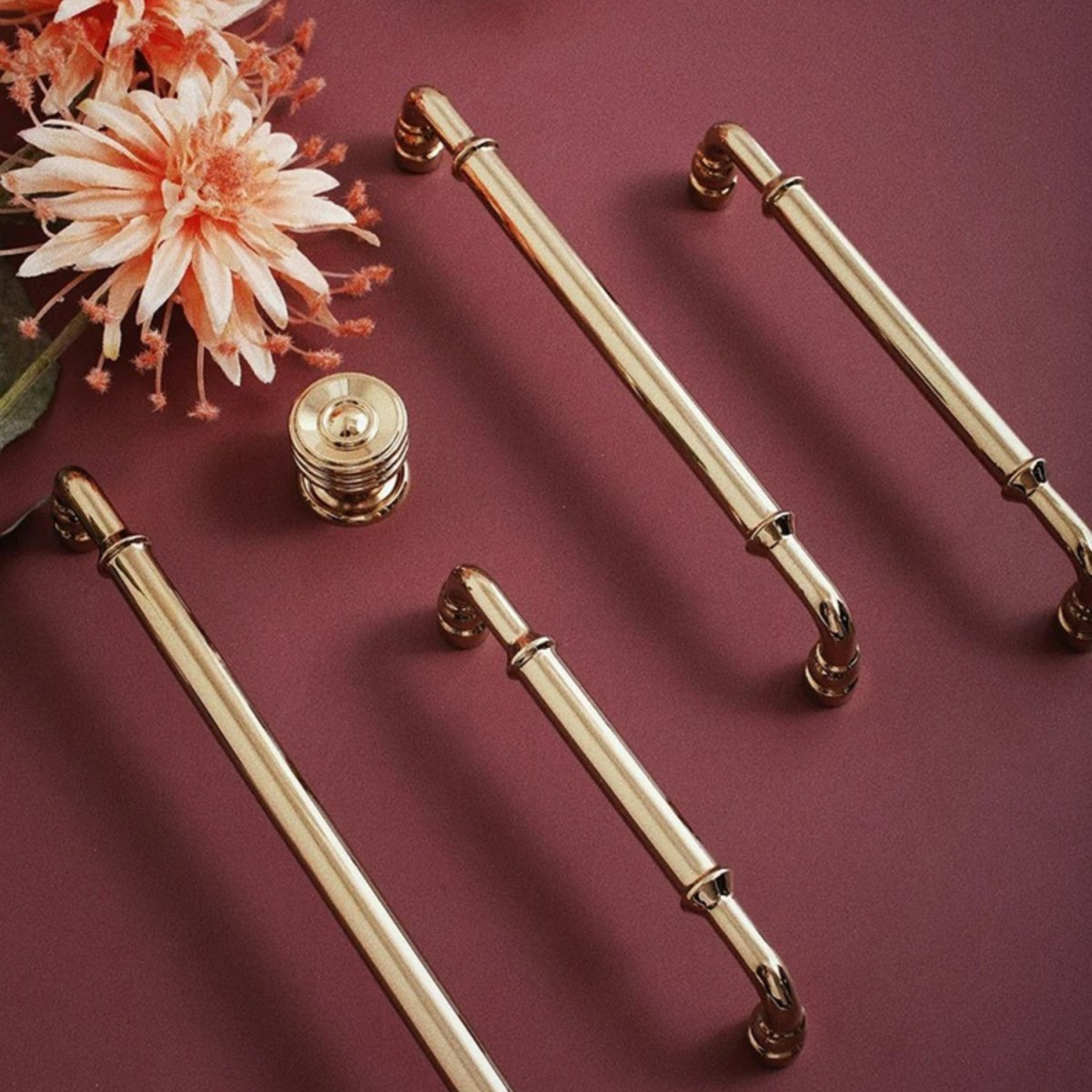 Vang Knob & Pull Bar