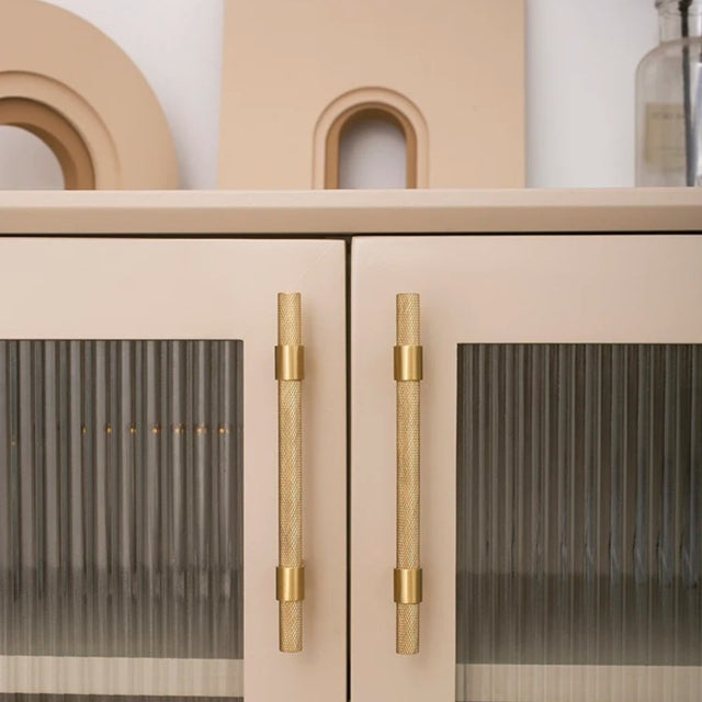 Varai Knob & Pull Bar