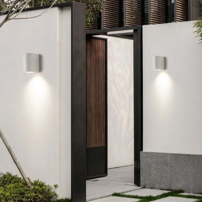 Vestan Outdoor Wall Lamp - Residence Supply