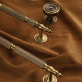 Yasha Knob & Pull Bar