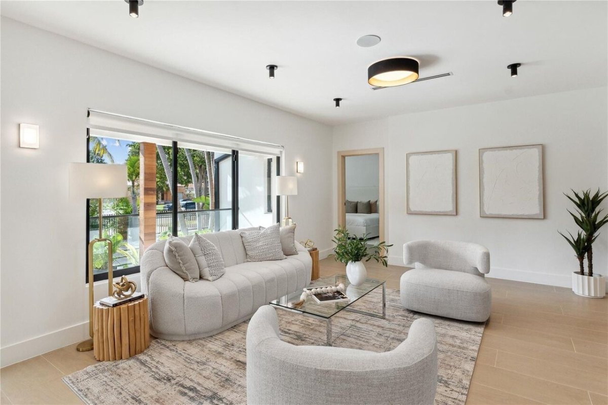 519 SW 25th Rd — gallery image 4
